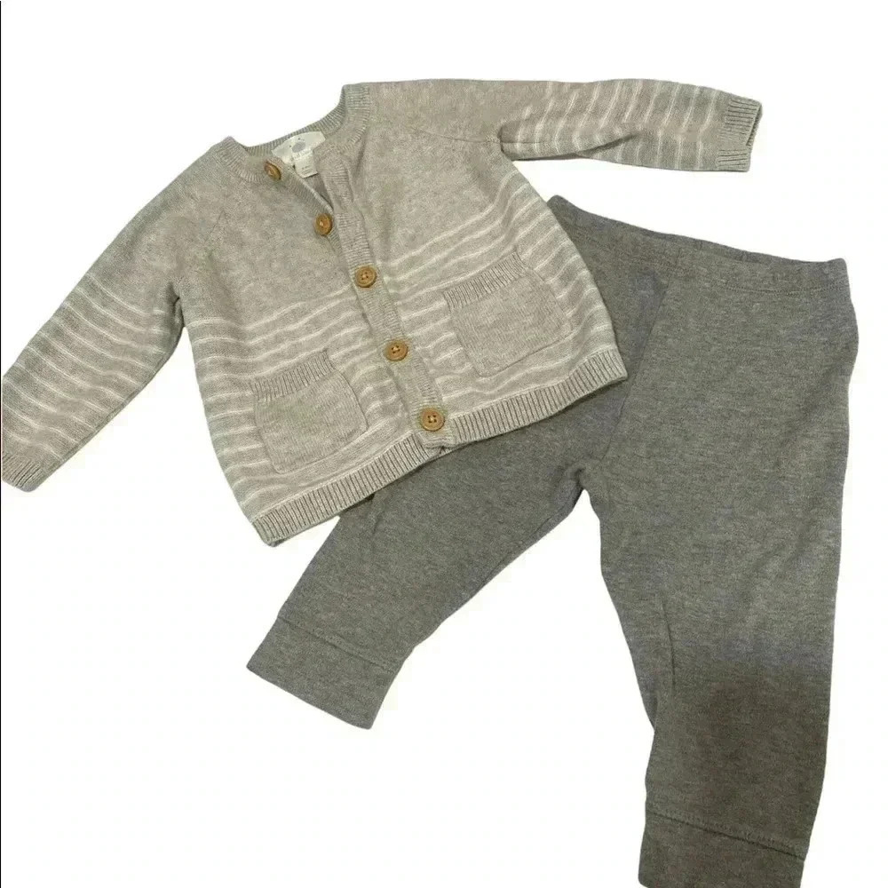 Cloud island sweater and pants